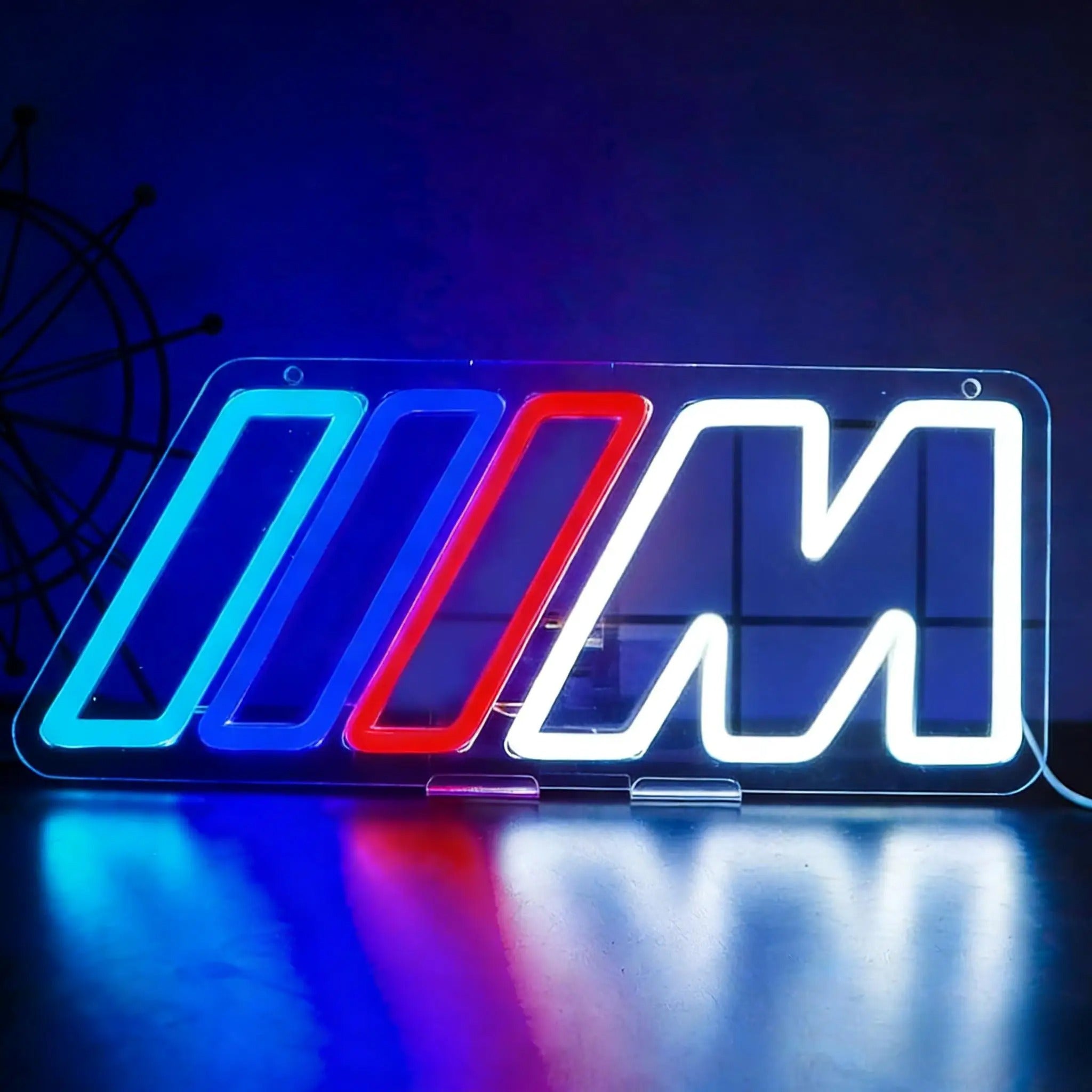 إضاءة M-Performance الجدارية
